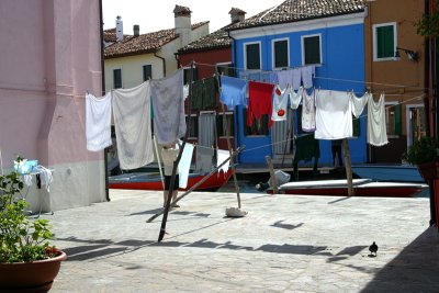 Burano Island: laundry day