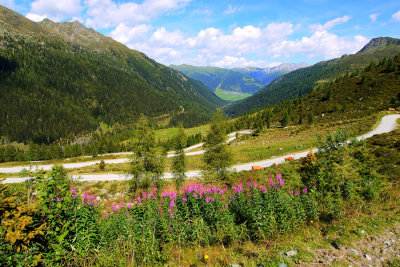 Obertilliach: view from the road/path to Porze Hutte