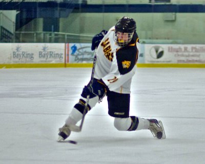 PA at Souhegan hockey 2.21.11  082.jpg