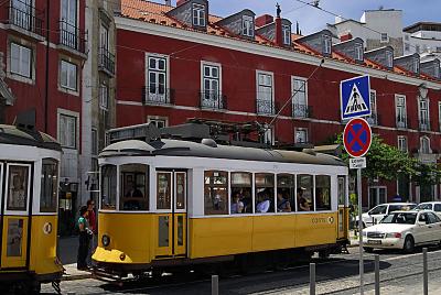 Alfama Portugal_2278w.jpg
