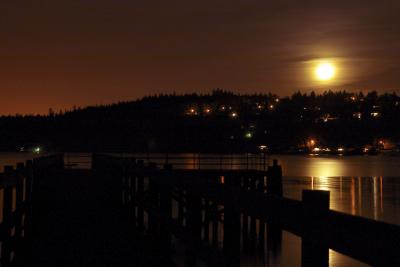 Moonset, Pt White Dock