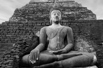 sukhothai-buddha01.jpg