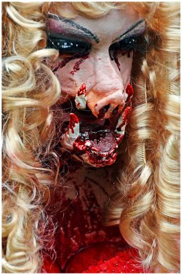TOzombieWALK2011j.jpg