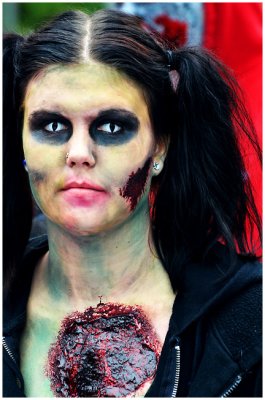 TOzombieWALK2011u.jpg
