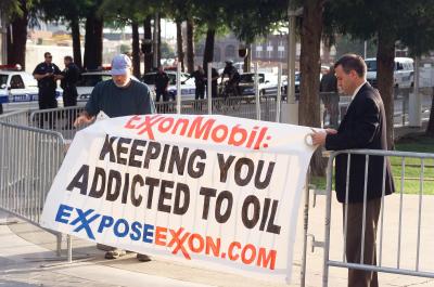 Exxon Mobil Shareholders Meeting May 31, 2006 Dallas, Texas