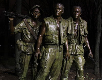 DC-10_33 Vietnam Vet memorial.jpg