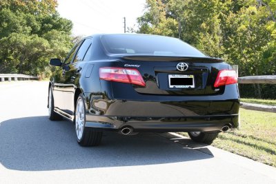 2007 Toyota Camry Rear End.jpg