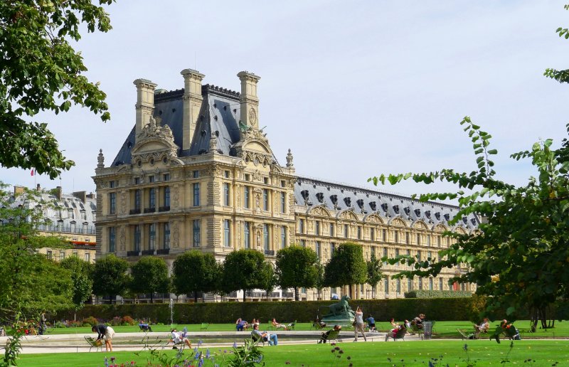 Paris Louvre
