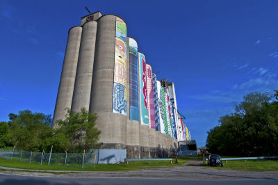 Omaha, NE grain elevator, with banners.