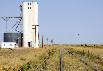Brandon, CO concrete grain elevator.