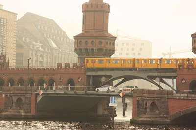 Berlin has over 600 bridges