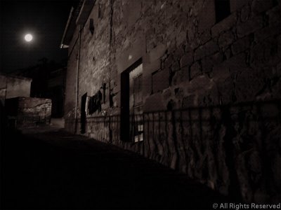 A-Open-Full Moon in Villabuena de Alava,Spain