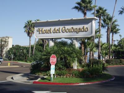 Tour Bus takes us to the Famous Hotel Del Coronado-known simply as the Del