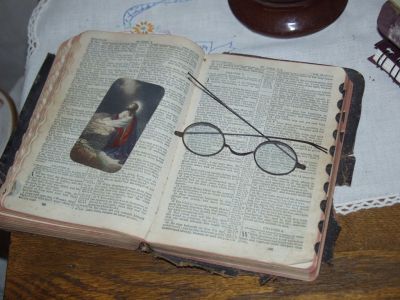 Fern's mother Etta Roger's Bible
