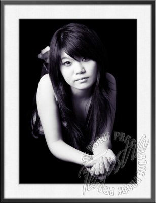 JangH_2892-VioletBW.jpg