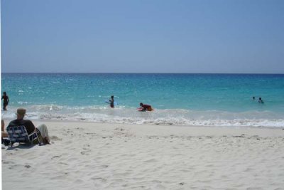 Beach Scene 02.jpg