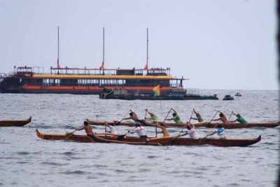 outrigger race 02.jpg