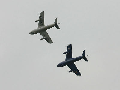 Hawker Hunter x 2