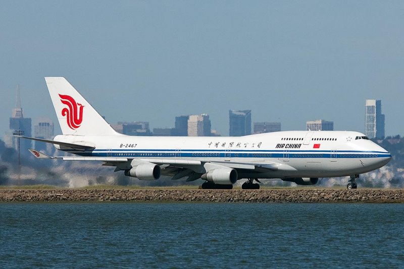 4/3/2011  Air China Boeing 747-4J6M B-2467