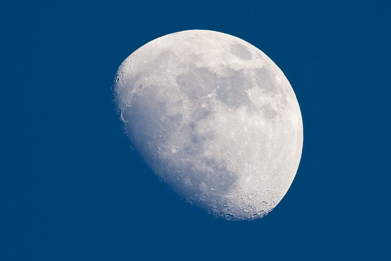 4/13/2011  Moon