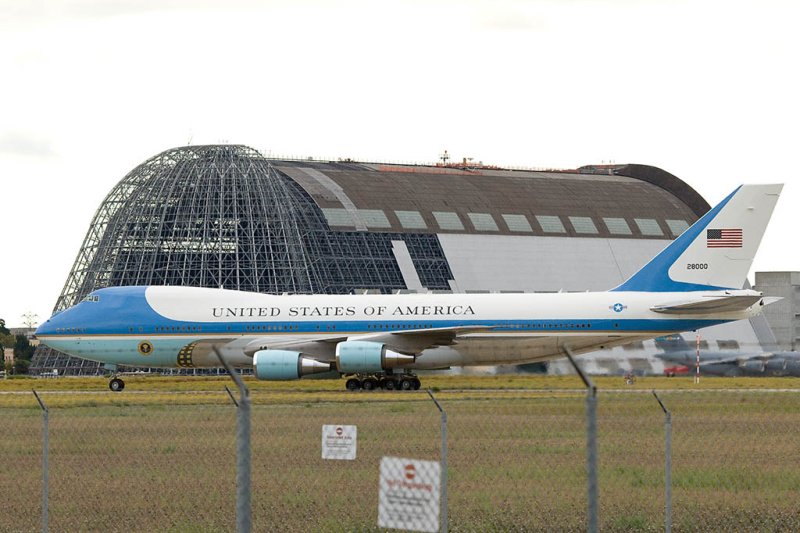 9/25/2011  Air Force One Boeing VC-25A (747-2G4B) 82-8000