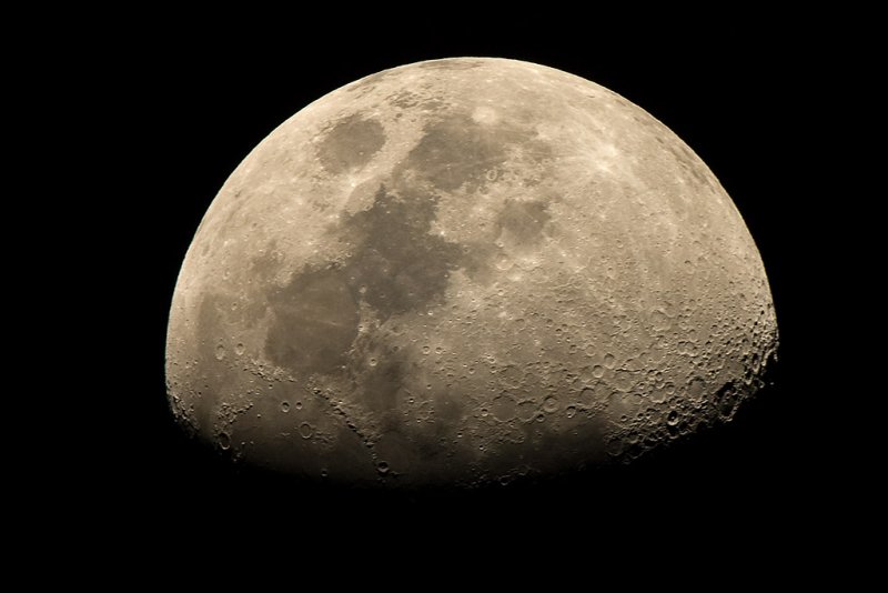10/5/2011  Moon waxing gibbous with 67% of the Moon's visible disk illuminated