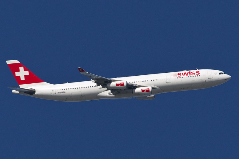 4/4/2012  Swiss International Air Lines Airbus A340-313 HB-JMM