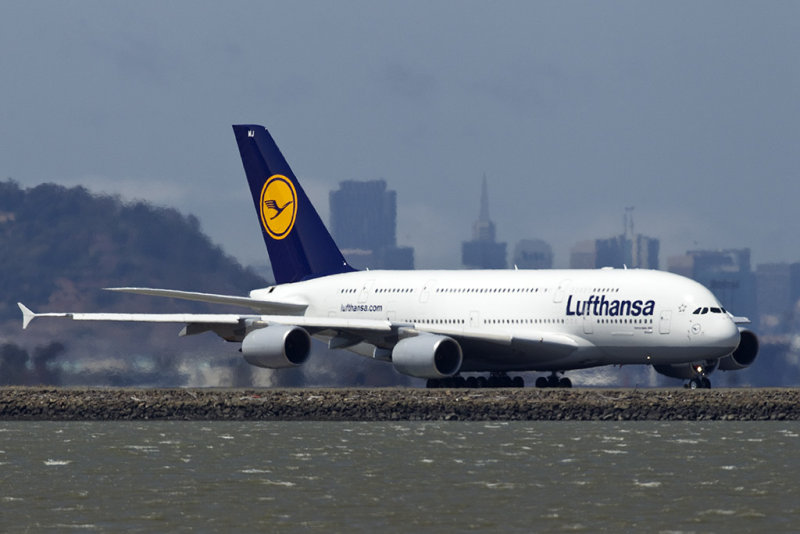 7/15/2012  Lufthansa Airbus A380-841 Brussel D-AIMJ