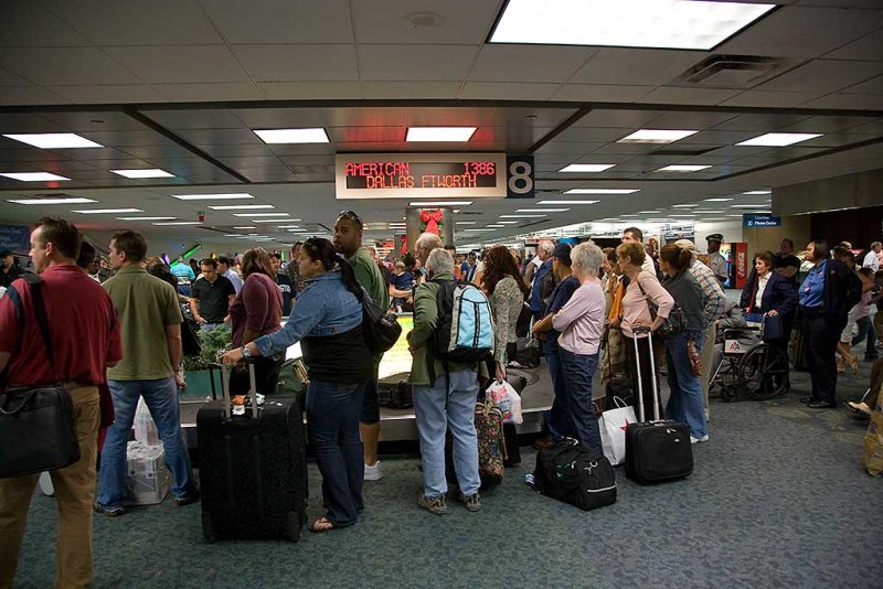 Fort LauderdaleHollywood International Airport  FLL