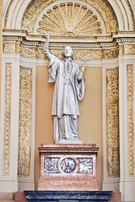 Statue of St Francis Xavier at St Francis Xavier Roman Catholic Church in LaGrange Il IMG_7589.jpg