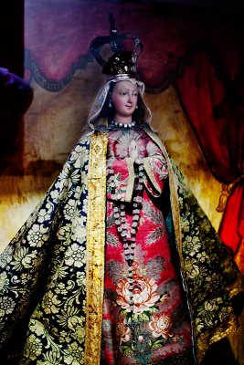 Statue of Blessed Virgin Mary from Mission San Carlos Borromeo del Rio Carmelo _MG_4673.jpg
