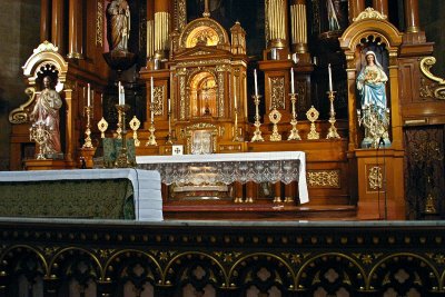 Main Altar at St. John Cantius Roman Catholic Church Chicago IMG_1326.jpg