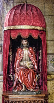 statue of Jesus on trial St John Cantius Roman Catholic church Chicago Il IMG_9136.jpg