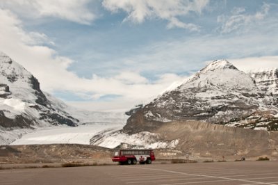 Columbia Icefields Center