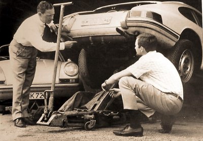 Porsche Factory Steinbock Floor Jack - Photo 2