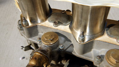 906 / Carrera 6 Magnesium Intake Manifolds w/46mm Early WEBER's - Photo 39
