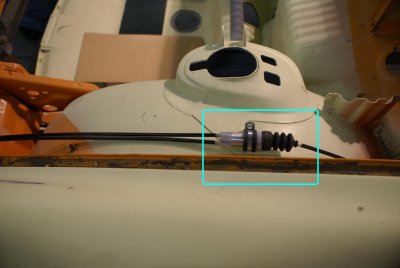 914-6 GT Mechanical Headlight Raisers - Cable Splitter Installation Photo Sequence - Photo 19