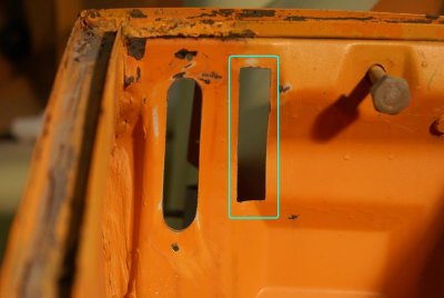 914-6 GT Mechanical Headlight Raisers - Left Side Installation Photo Sequence - Photo 37