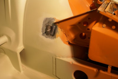 914-6 GT Mechanical Headlight Raisers - Left Side Installation Photo Sequence - Photo 44