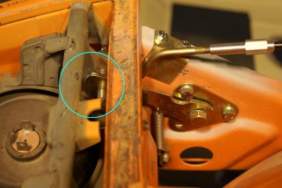 914-6 GT Mechanical Headlight Raisers - Left Side Installation Photo Sequence - Photo 58