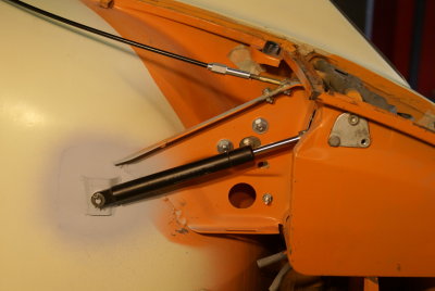 914-6 GT Mechanical Headlight Raisers - Left Side Installation Photo Sequence - Photo 62