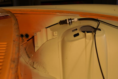 914-6 GT Mechanical Headlight Raisers - Cable Splitter Installation Photo Sequence - Photo 30