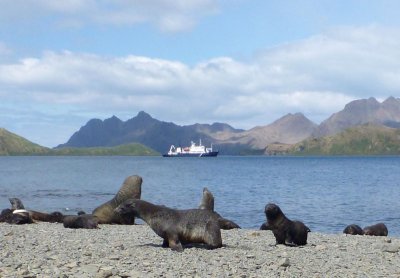 Polar Pioneer at anchor