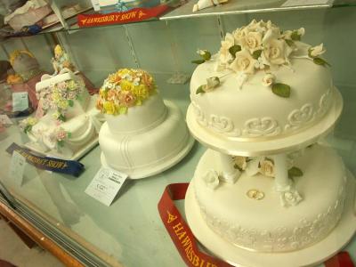 Wedding cakes (2006)