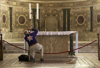 Ravenna - San Vitale -  getting the picture.jpg