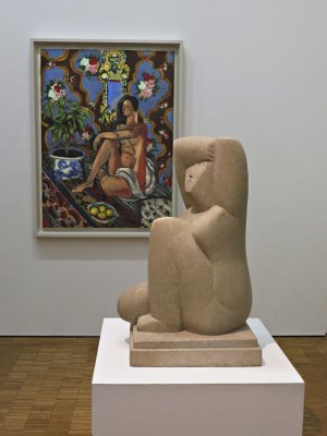 Decorative Figure Against Oriental Background Henri Matisse (1932).jpg