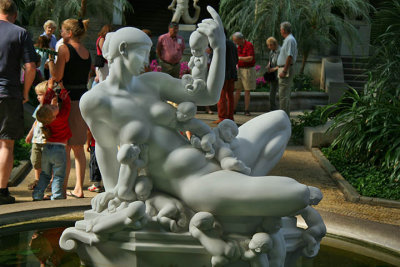 Glylptotek River goddess.jpg