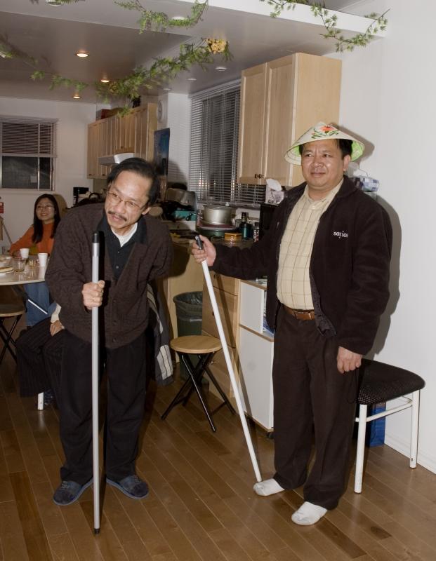 bo lao Hoang & linh Huu Quynh