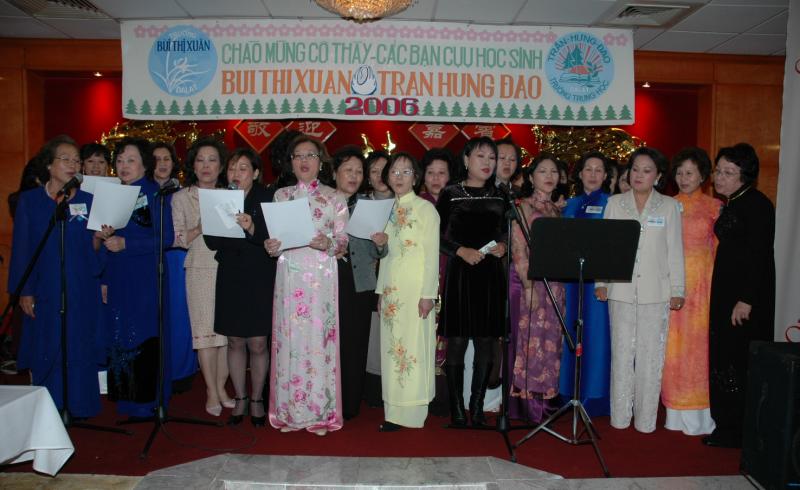 Cac chi Bui Thi Xuan