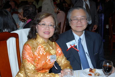 chi Tieu Thu & anh Thanh